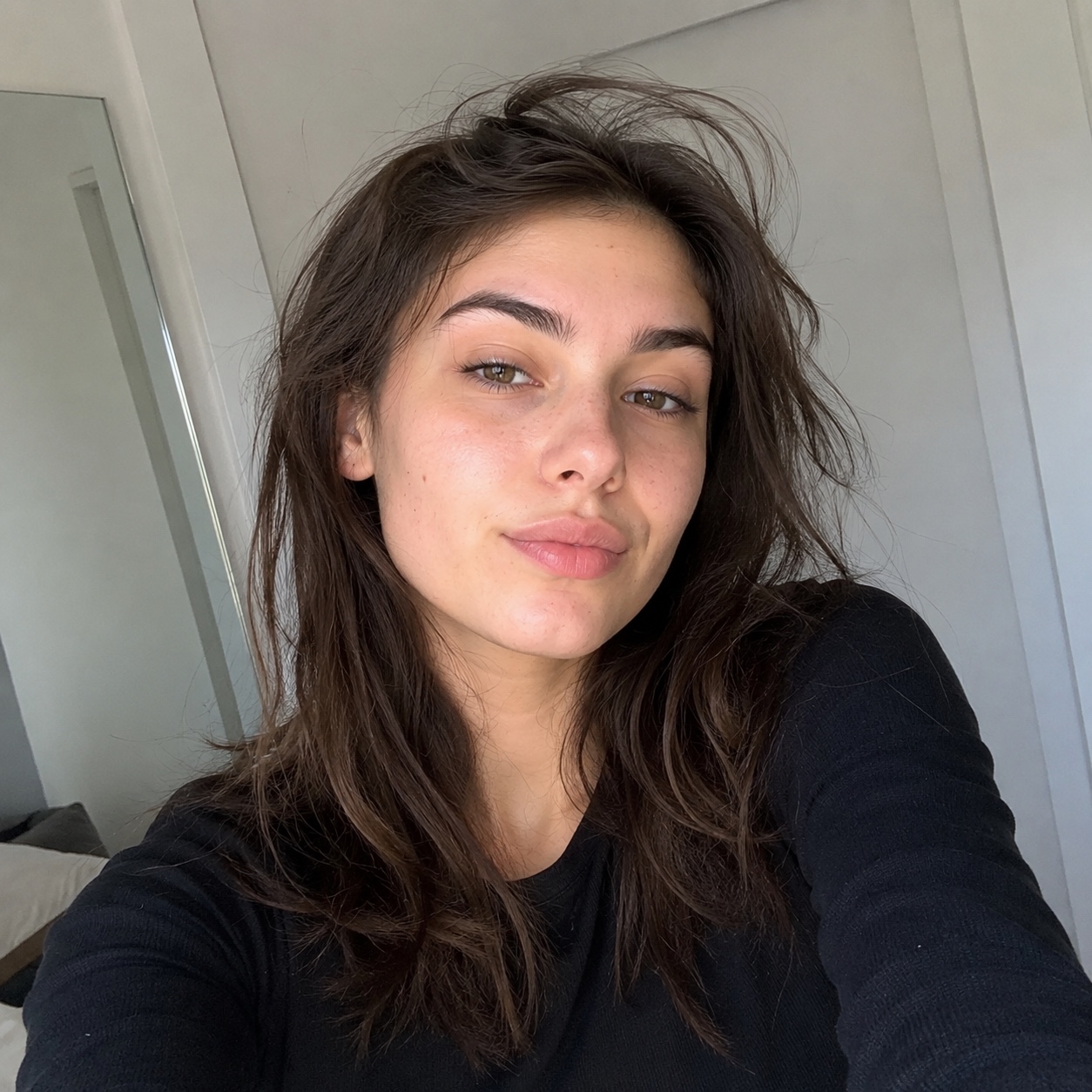 Selfie 1 — Léa · 28 ans